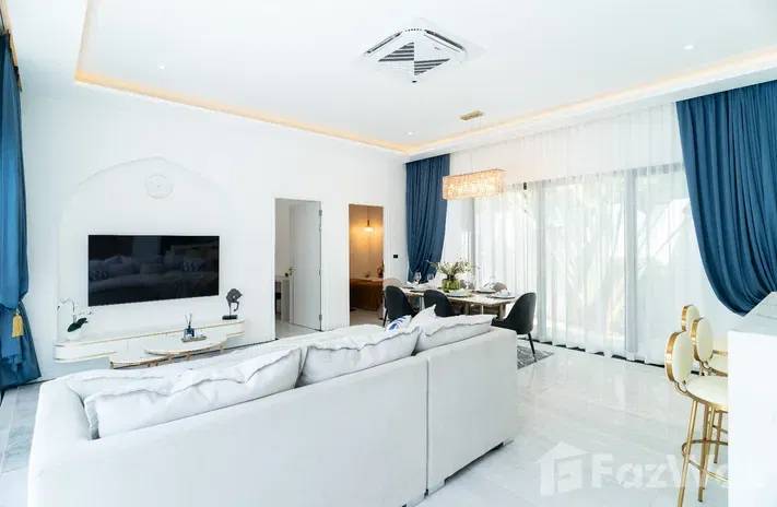 picture The Menara Hill, Bangtao 5548764 - 9/17