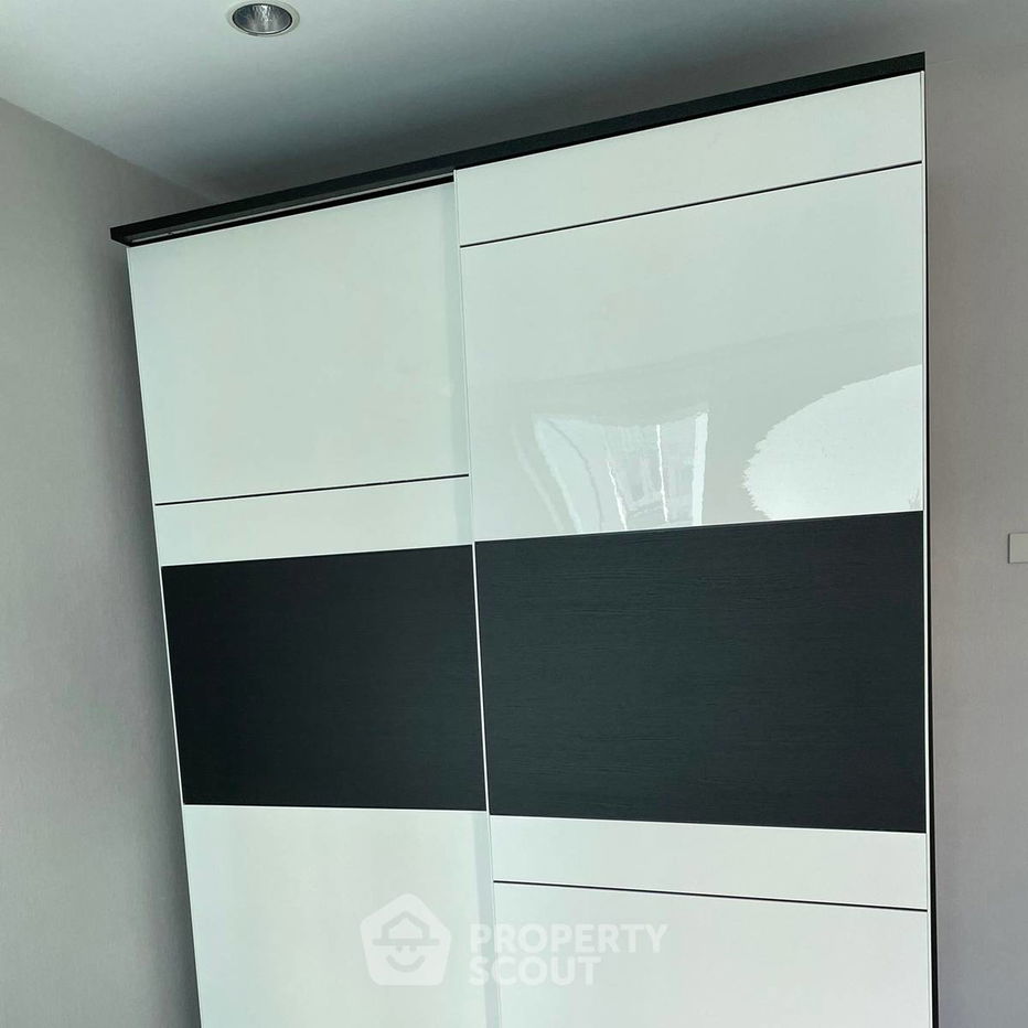 picture 1-BR Condo at Sukhumvit Living Town near MRT Phetchaburi (ID 687165) - 12/14