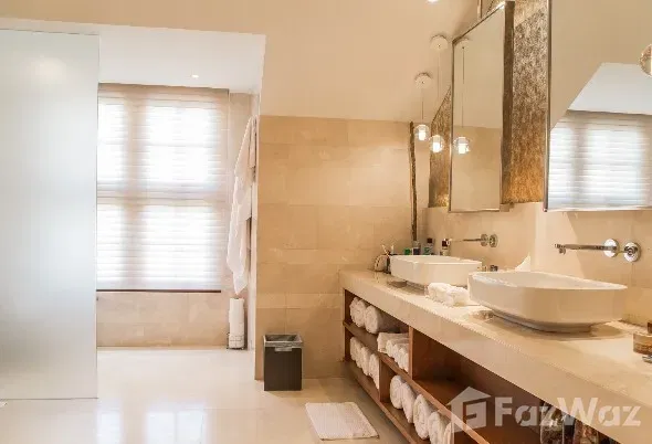 picture 6 Bedroom House for sale in Phra Khanong Nuea, Bangkok 5565448 - 18/32