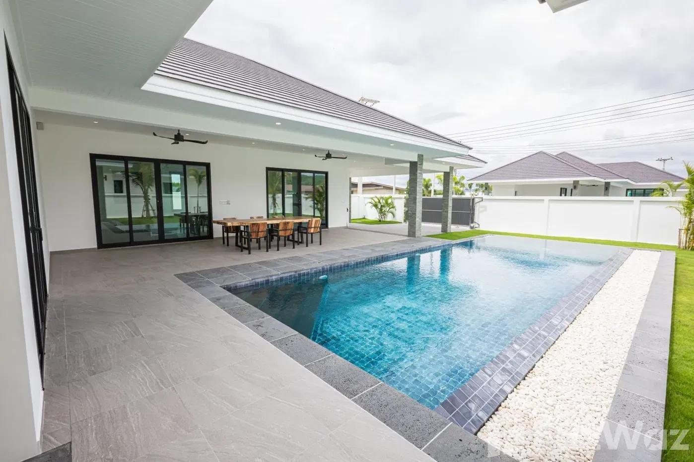 picture 3 Bedroom Villa for sale at Highland Villas 3  2014553 - 7/25