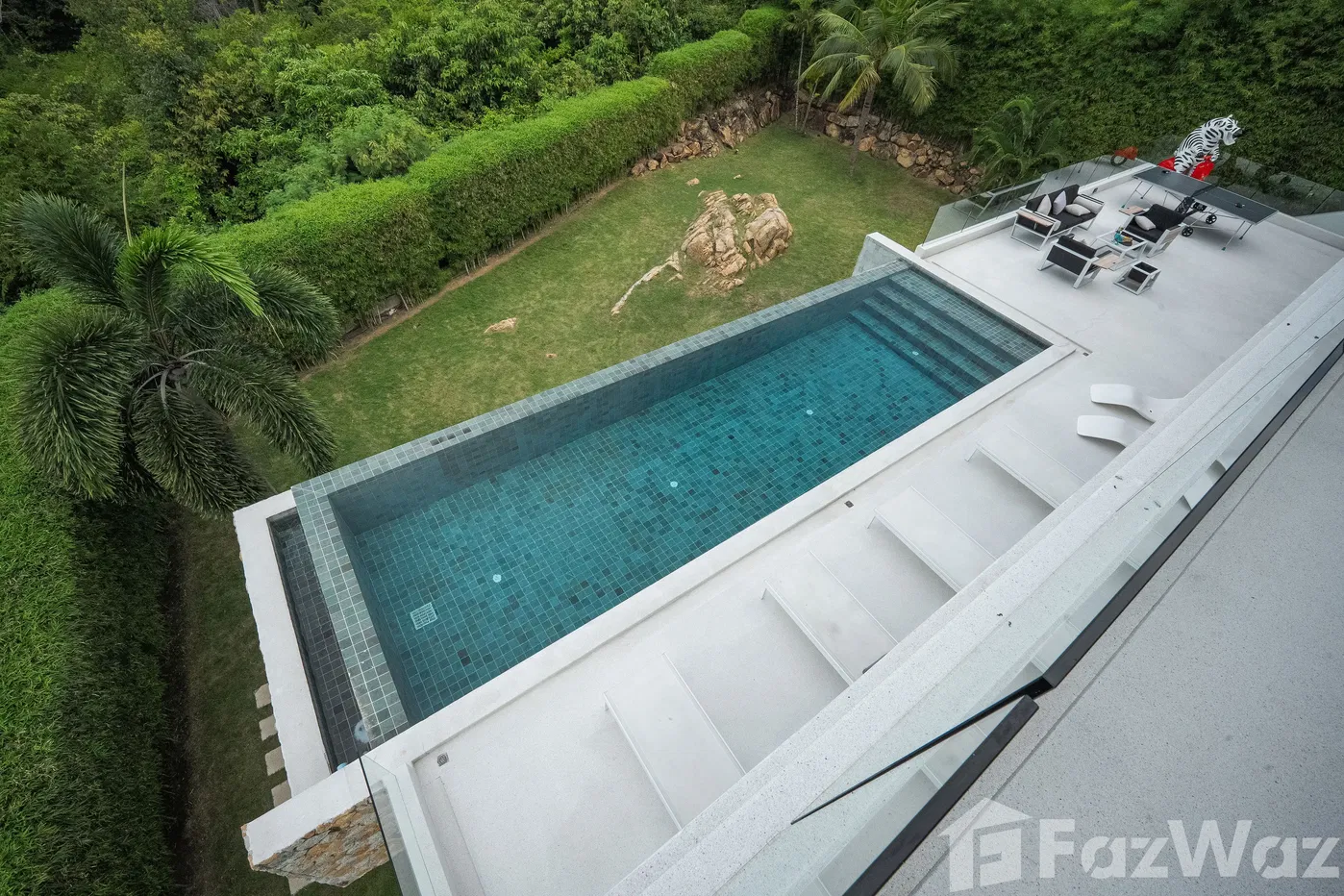 picture Contemporary 6-Bedroom Sea View Villa 5606118 - 16/20