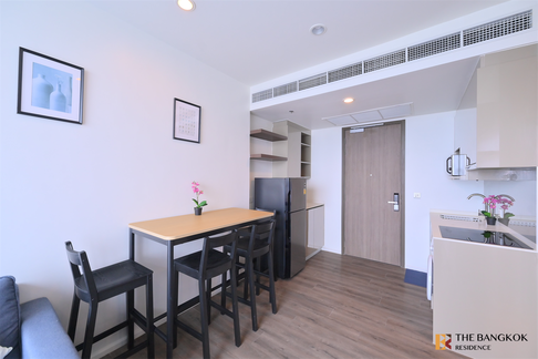 Whizdom Essence Sukhumvit 101 near BTS Punnawithi Comfortable Living Starts Here