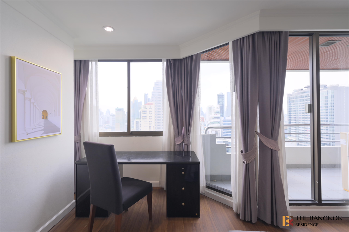 picture Lake Avenue Elevate Comfort at an Unbeatable Price - 4/10