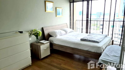Condos for rent : Noble refine 1929859
