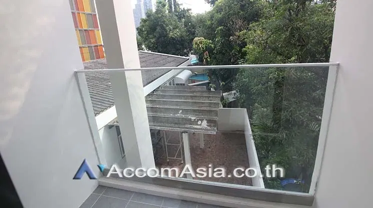 picture 🔼🔽 AccomA 📩  3 BR Condominium @LIV @ 49 (AA16279) - 12/12