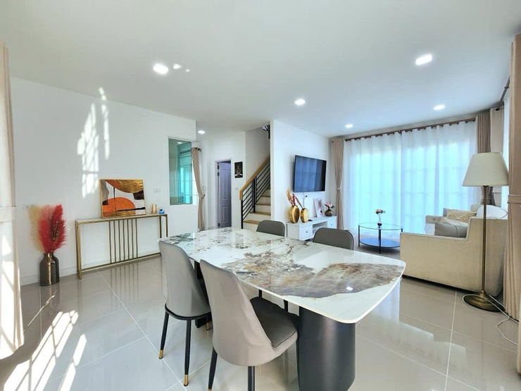 รูป 💥ให้เช่า บ้านเดี่ยว หมู่บ้าน แกรนดิโอ บางนา กม.5 ใกล้เมกาบางนา ราคา 77,000 บาท  ❤️ Contact: Na Tel No: 098-9539514 ❤️ Line ID : meenako_jang  - รูปที่ 4/10