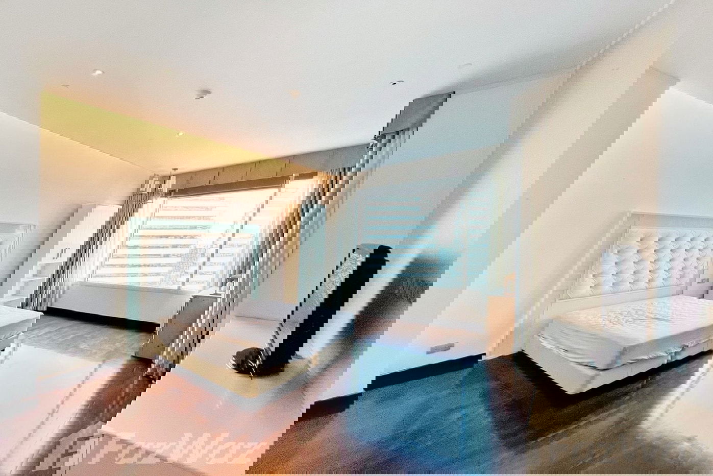 picture The Infinity Condominium 1971475 - 11/15