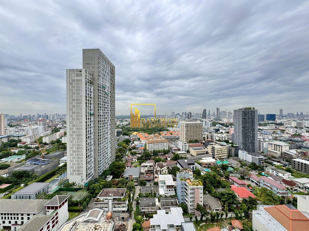 รูป Sathorn Park Place - Spacious 3 Bedroom Condo For Rent - BR60469CD - รูปที่ 7/44