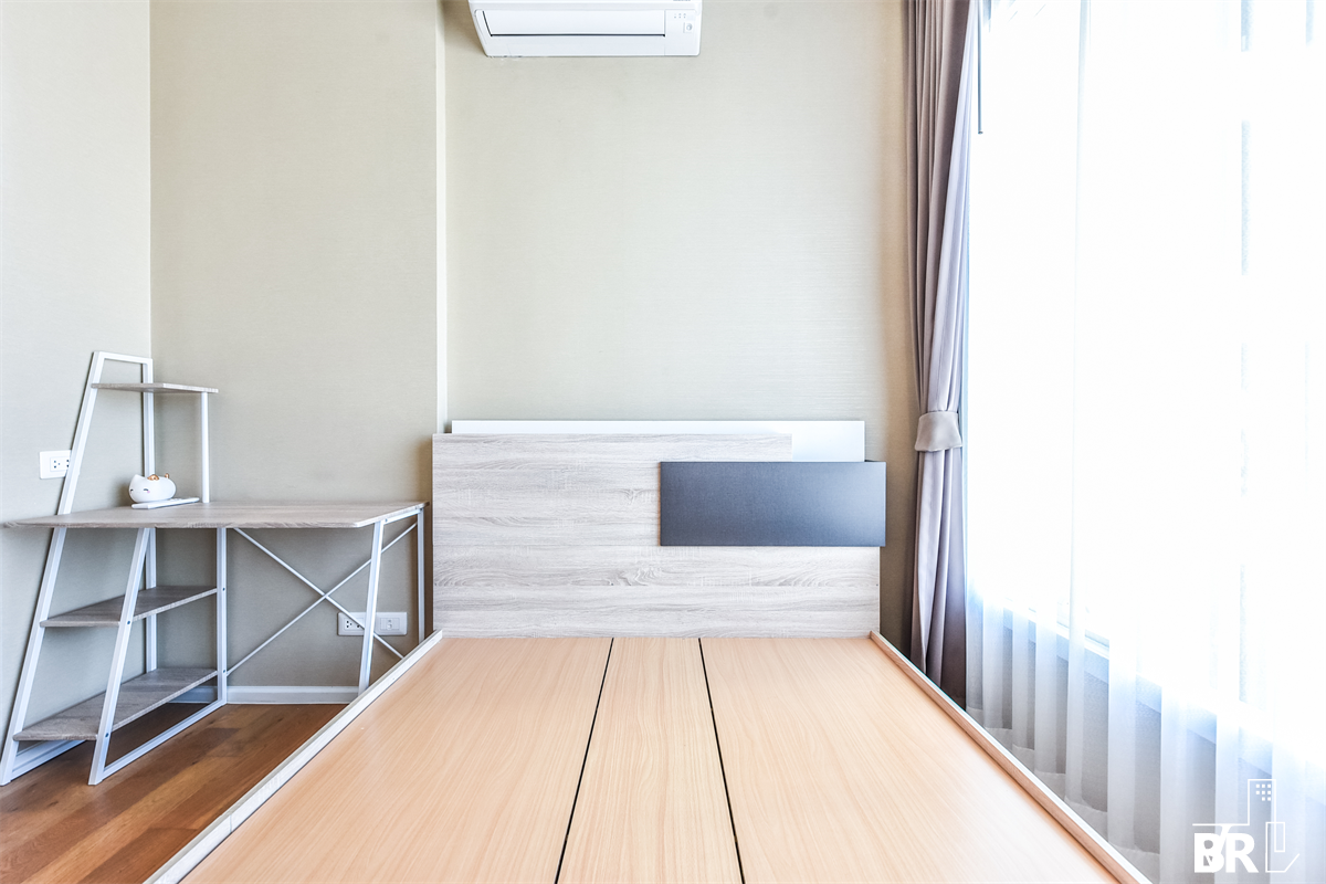 picture The Saint Residences near MRT Phahonyothin Station Looking for an owner for this special unit - 5/10