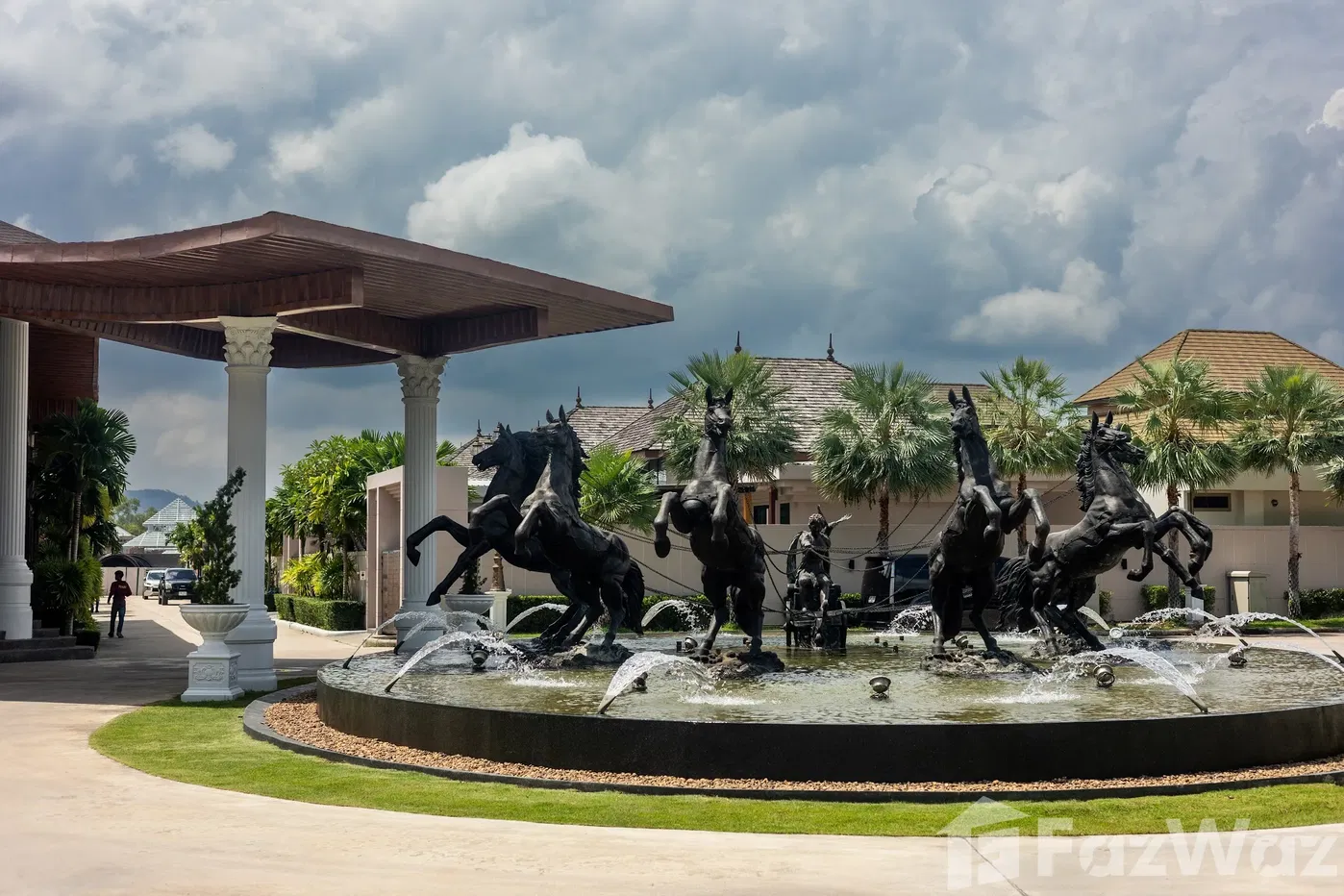 picture 3 Bedroom Villa for sale at Gold Chariot  5698518 - 2/35