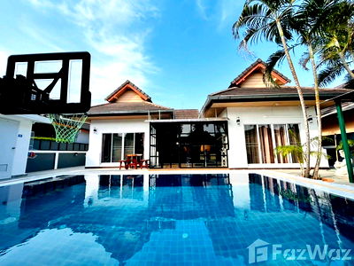 Houses for sale Chaiyaphruek  : 2 Bedroom Villa for sale in Huai Yai, Chon Buri  5675218