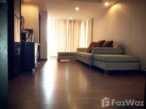 1 Bedroom Condo for sale at The Kris Ratchada 17  1012292