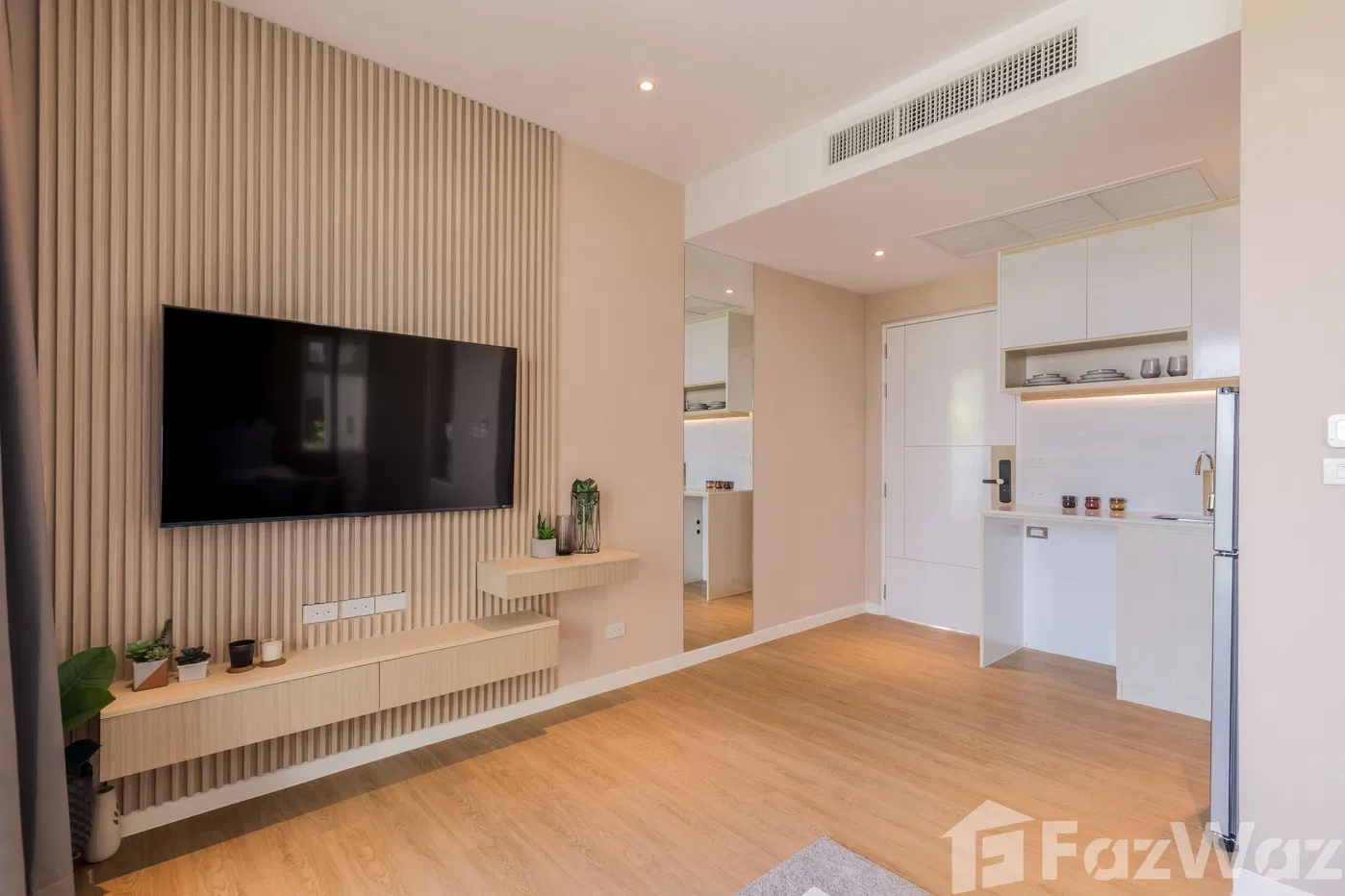 picture Unique 1 Bedroom Seaview Beachfront unit For Sale 5342047 - 5/11