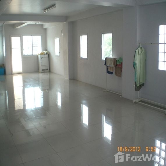 picture 3 Bedroom Townhouse for sale in Rong Mueang, Bangkok  5675375 - 5/7