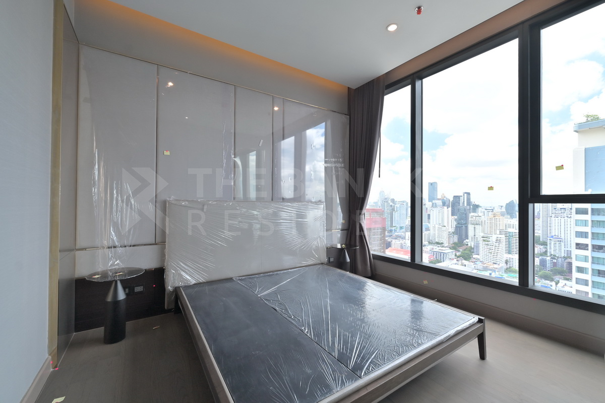 picture THE ESSE at SINGHA COMPLEX near MRT Phetchaburi Station Location Near Employment, Surrounded by Lifestyles - 2/10