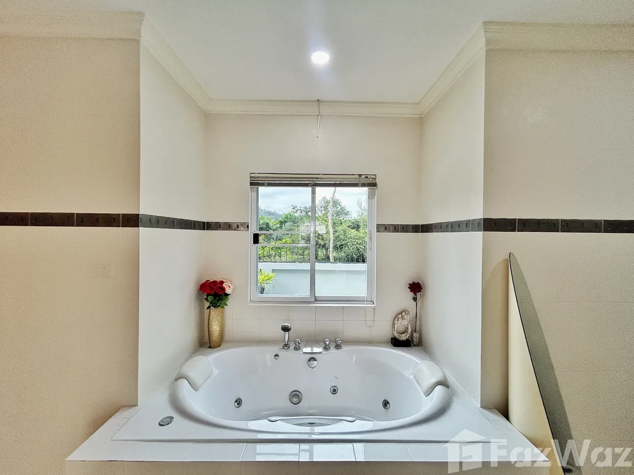 picture 4 Bedroom Villa for sale in Kamala, Phuket  1983379 - 39/47