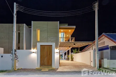 3 Bedroom Villa for sale in Rawai, Phuket  5684878