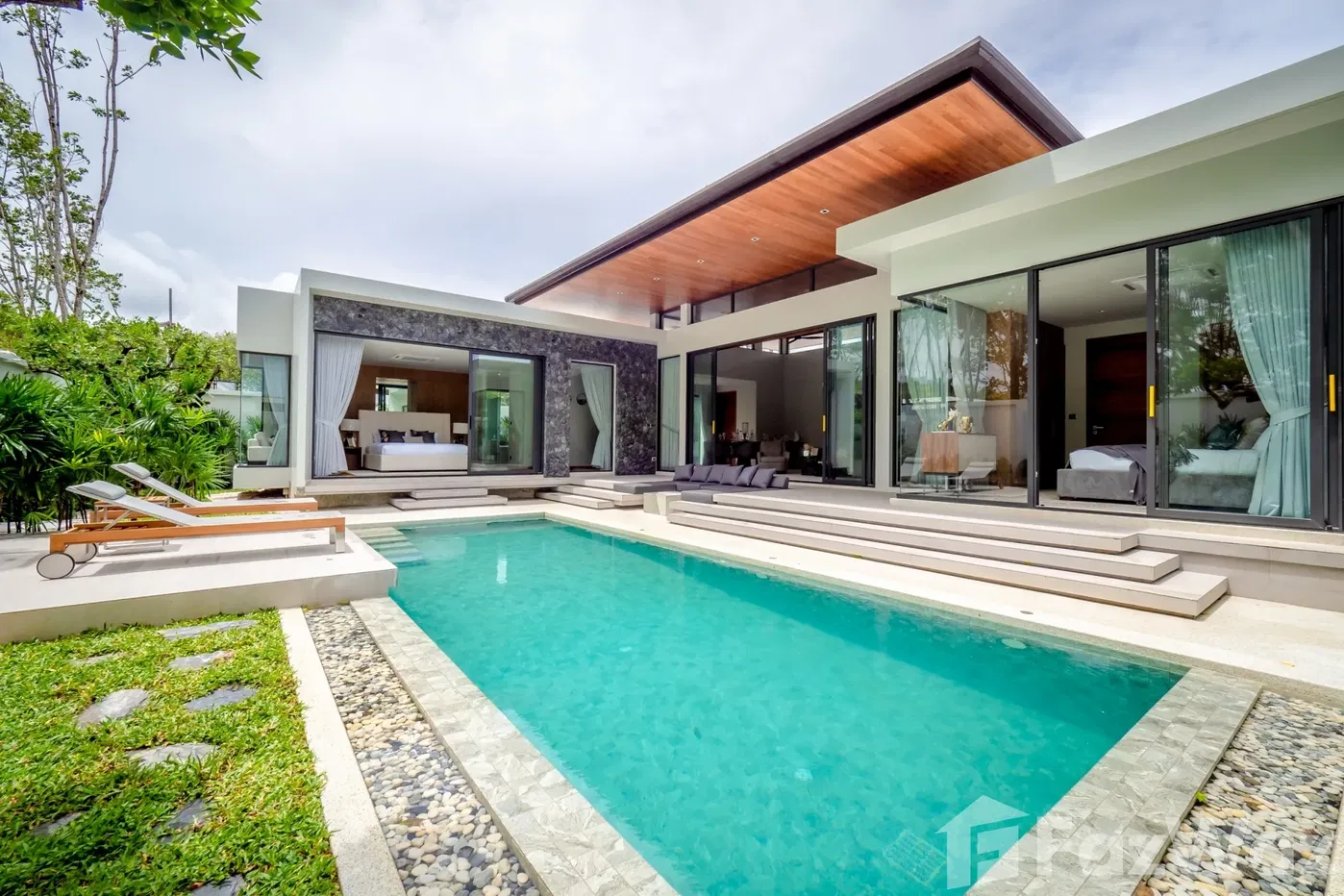 picture 3 Bedroom Villa for sale at Botanica Modern Loft II  2015338 - 7/24