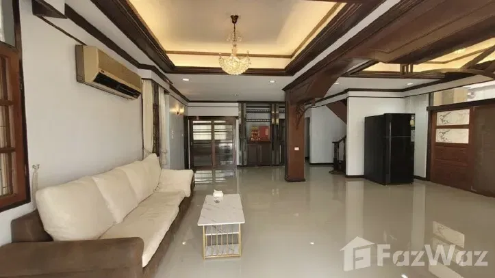 picture 4 Bedroom House for rent in Khlong San, Bangkok  1132630 - 2/12