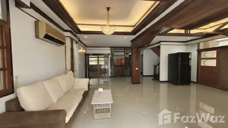 ให้เช่าบ้านเดี่ยว 4 ห้องนอน 300 ตร.ม. 110 ตร.ว. เขตคลองสาน