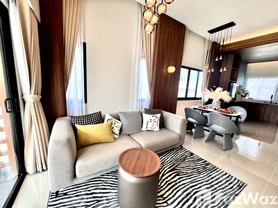 Townhouses for sale Nong Prue, Chonburi : 2 Bedrooms Townhouse for Sale (Last unit) 5726240