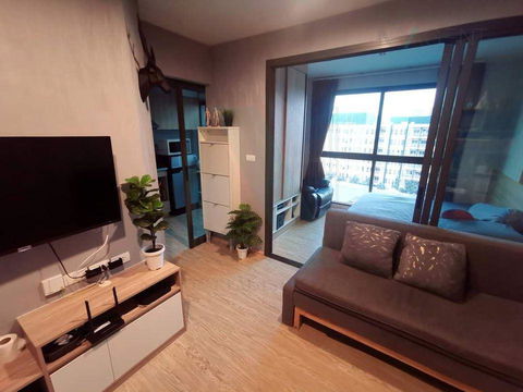 For rent The Excel Hideaway Sukhumvit 50 1 bedroom 8th floor Building A near BTS On Nut.
