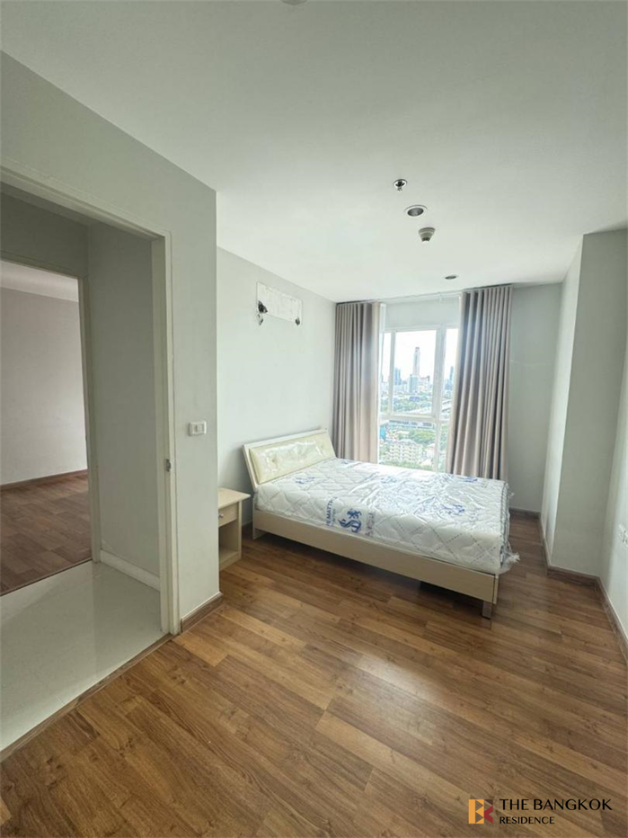 picture The Mark Ratchada - Airport Link  Room available, great price - 6/8