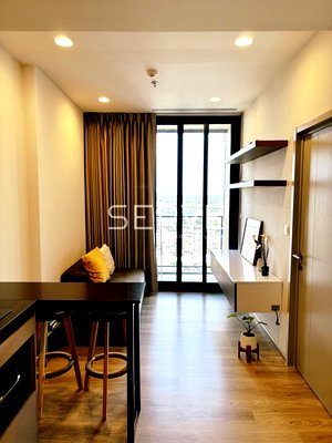 Condos for sale : Nice Room 1 Bed with Bathtub & Washlet Good Location Shuttle to BTS Thong Lo at OKA HAUS Sukhumvit 36 Condo / Sale