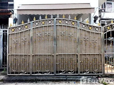 Townhouses for sale RCA : 2 Bedroom Townhouse for sale in Bang Kapi, Bangkok  5703966