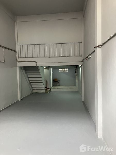 picture 9 Bedroom Townhouse for sale in Lat Yao, Bangkok  982746 - 5/20