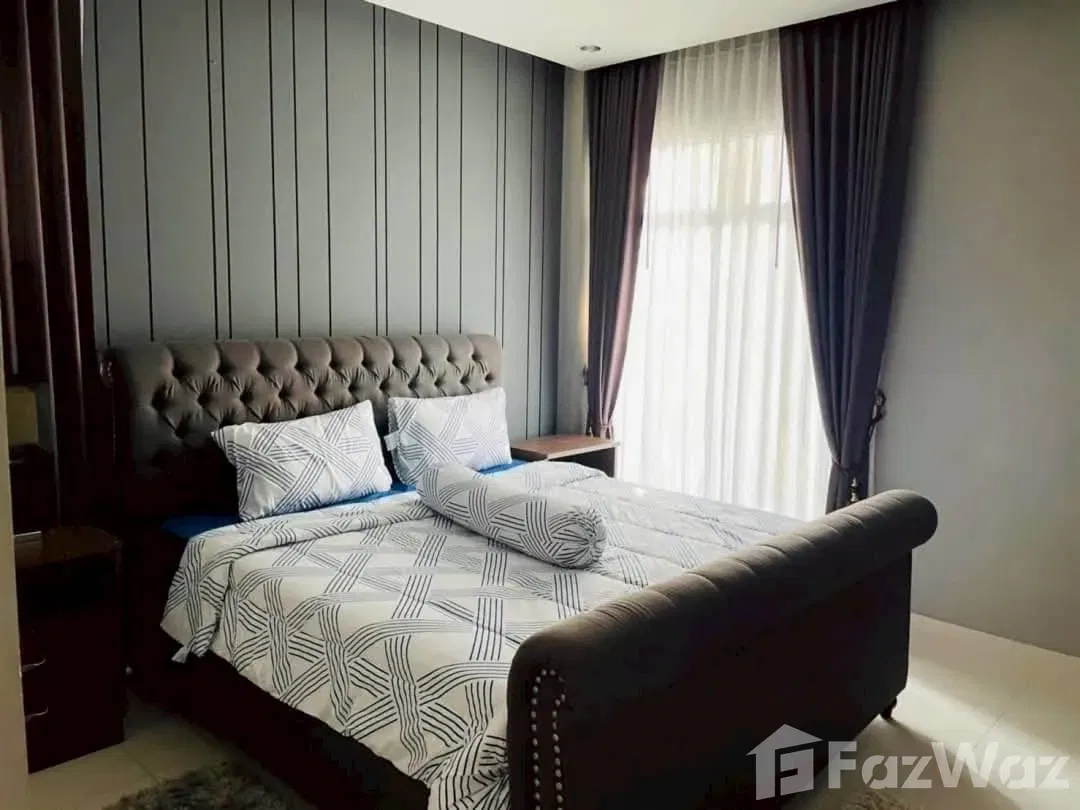 picture Panalee 5704851 - 5/18