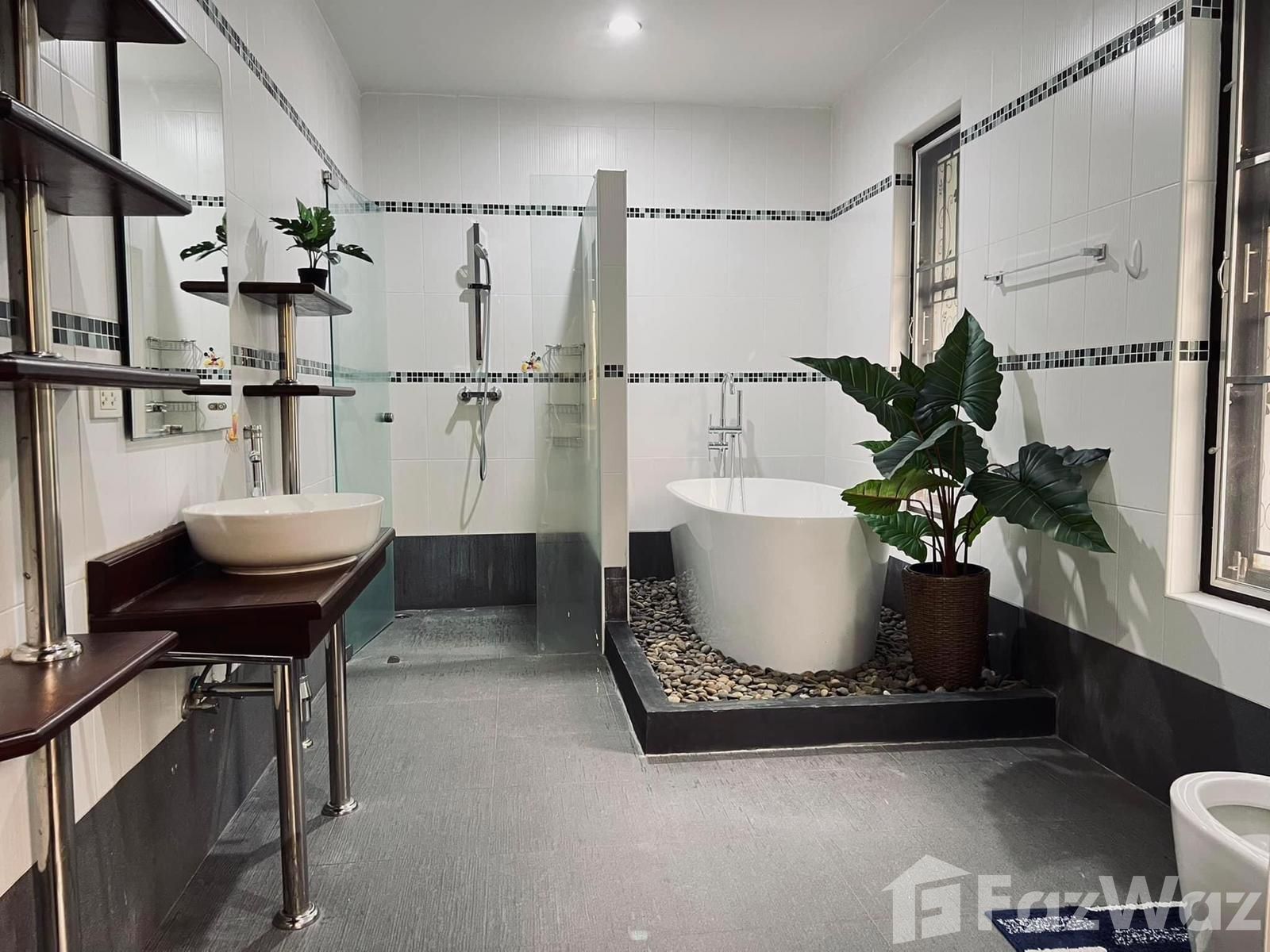 .Dont Rent a Room - Rent a Whole Villa! 1395040 - image 2