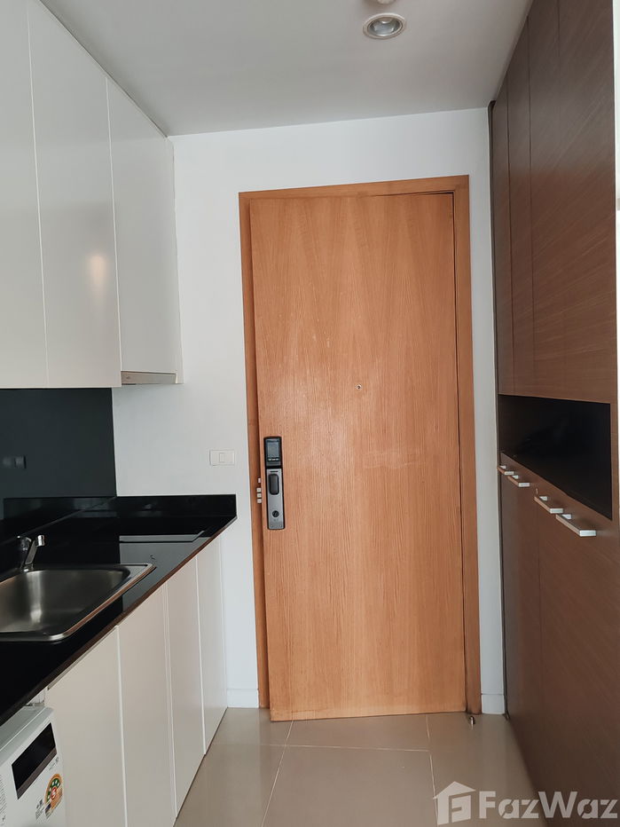 picture (Rare) Corner Unit for Rent and Sale, Circle Condominium 2004276 - 10/34