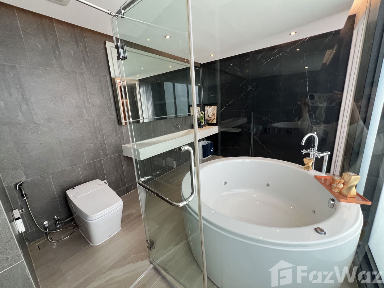 picture Luxury pool villa. Rooftop with elevato, private swimmiing. 5707497 - 71/92