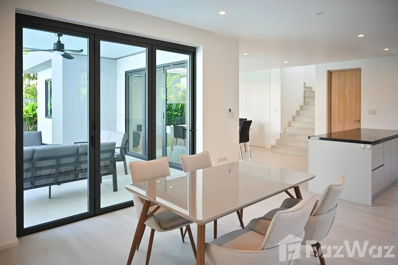 picture 4 Bedroom Villa for sale in Choeng Thale, Phuket  1992551 - 12/31