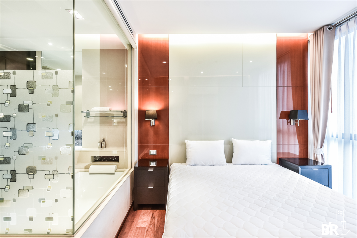 picture Move-in Ready, Just Bring Your Stuff The Address Sukhumvit 28 near BTS Phrom Phong - 7/10
