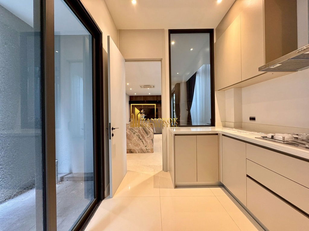รูป Bugaan Pattanakarn | Elegant 4 Bed House in Pattanakarn Area - BR28255SH - รูปที่ 18/65