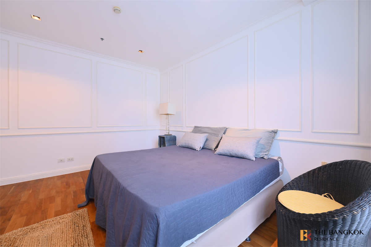 picture Athenee Residence Luxury Condo in Central City Location near BTS Phloen Chit - 3/10