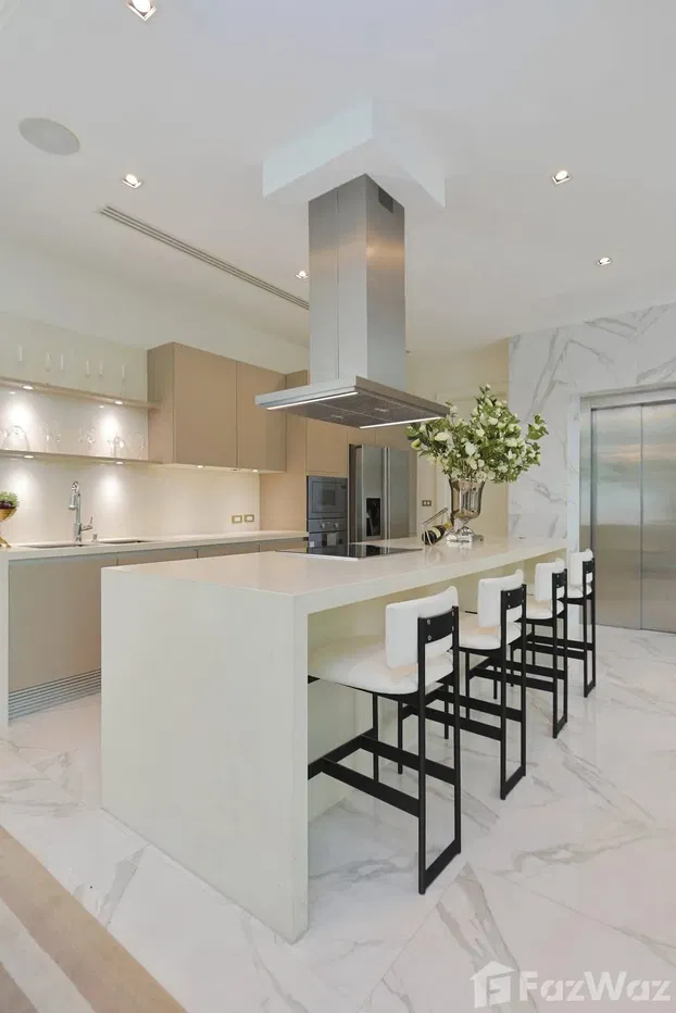 picture 4 Bedroom House for sale at The Boulevard Ekamai  5729208 - 4/14
