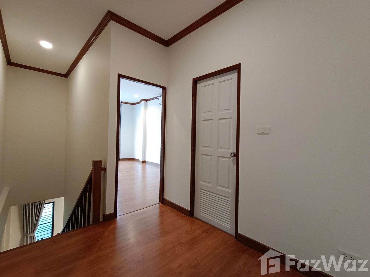 picture 2 Bedroom Townhouse for sale in Hua Hin City, Prachuap Khiri Khan  1378538 - 10/11