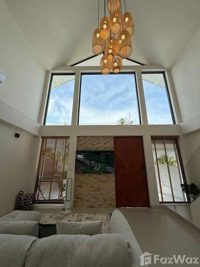 picture 3 Bedroom Villa for sale in Rawai, Phuket  5686957 - 3/24