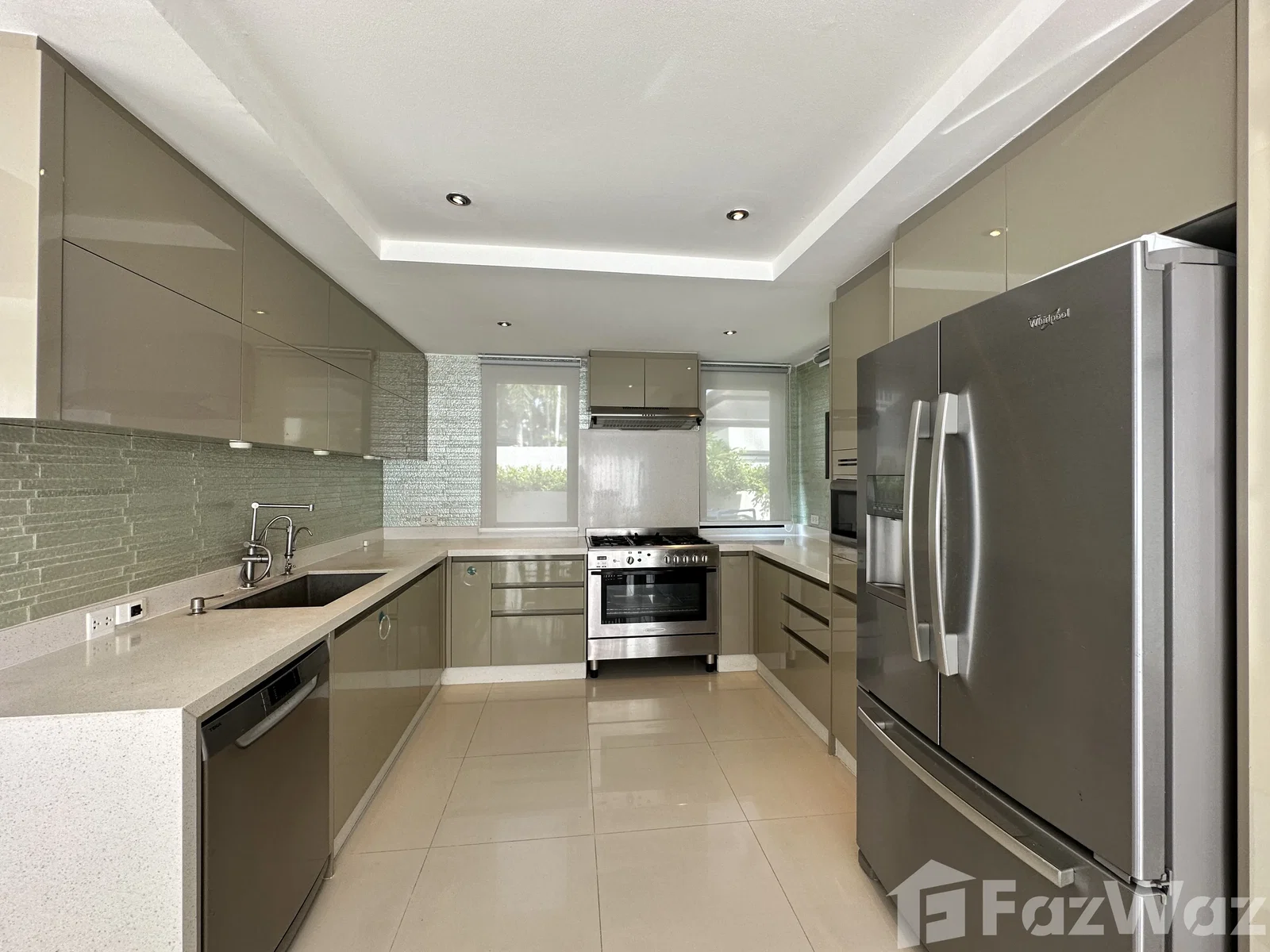3 Bedroom Pool Villa at Botanica Luxury Villa Phase 1 5718286 - image 2