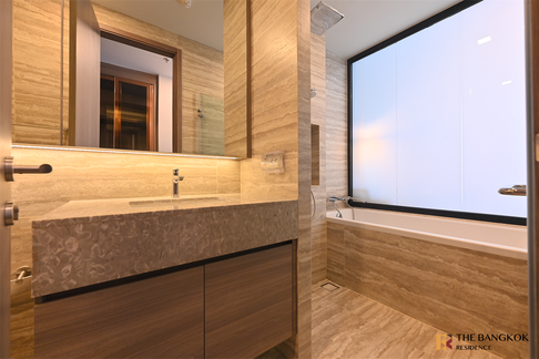 Condo Near MRT to Save More Time Celes Asoke near BTS Asok