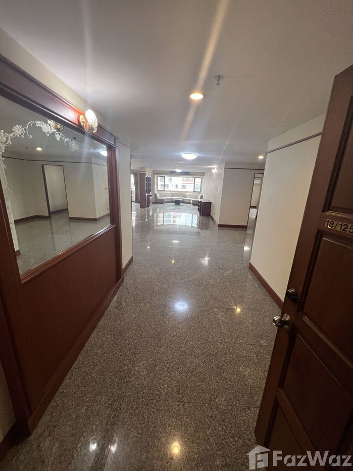 picture Spacious 4Bed condo for sale at Baan Suanpetch Sukhumvit 39 5371499 - 2/29