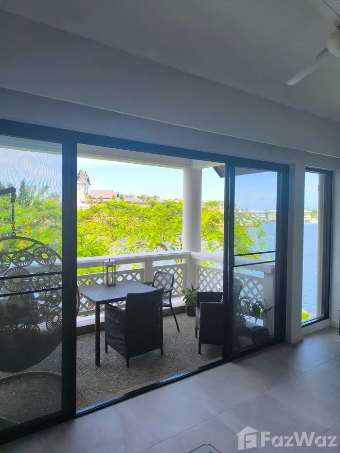 picture Large 2 Bedroom unit with lake view 5700833 - 3/22