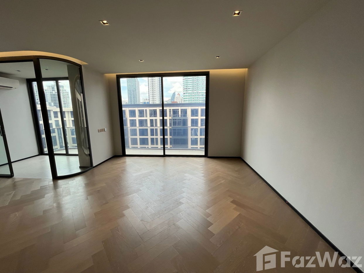 picture 2 Bedroom Condo for sale at The Reserve 61 Hideaway  1889839 - 12/14