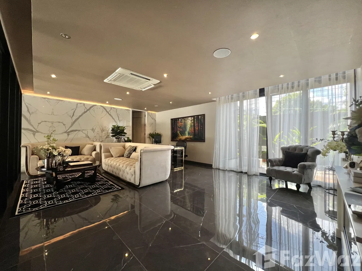 picture Luxury pool villa. Rooftop with elevato, private swimmiing. 5707497 - 9/92