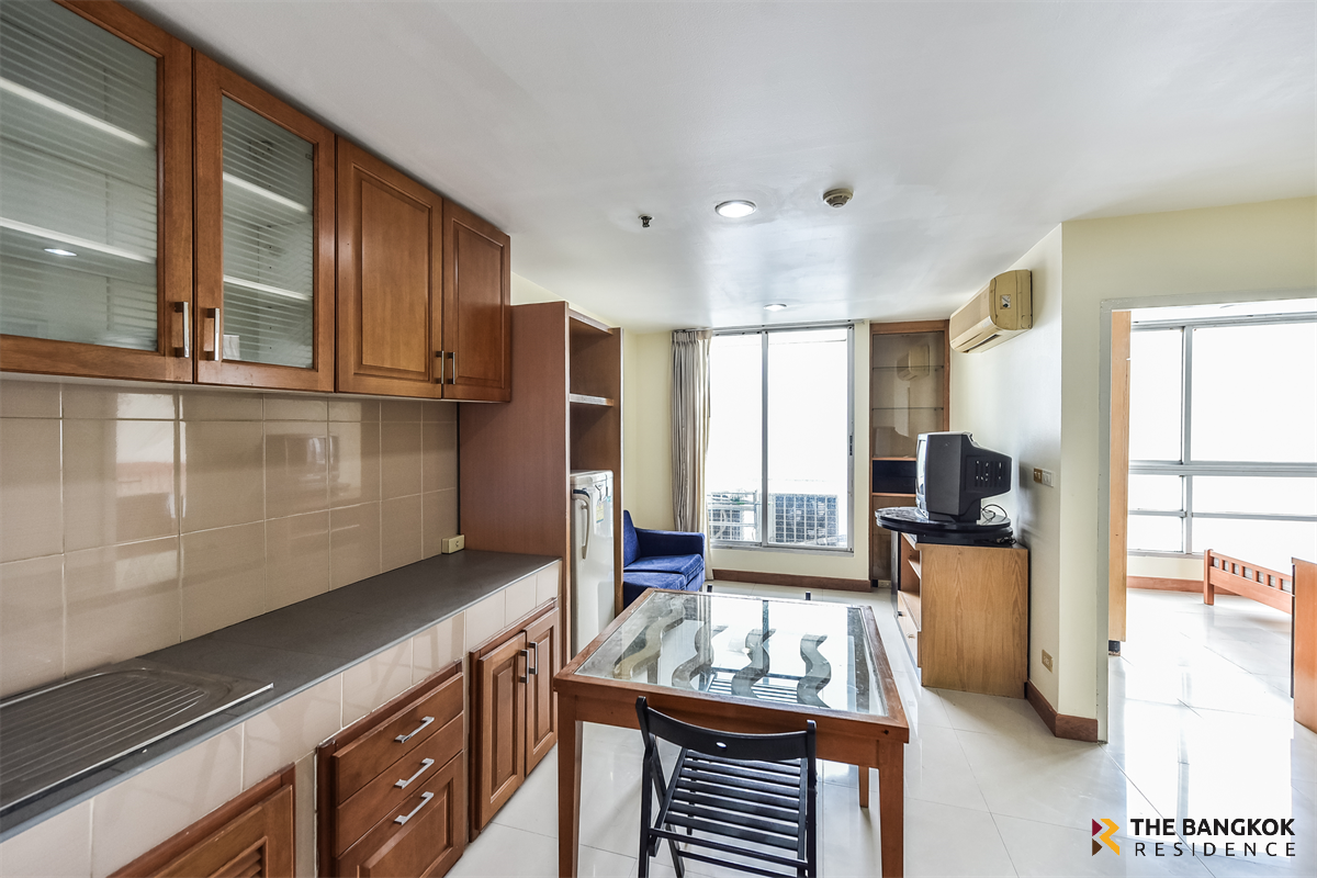 picture Hurry to book!! Popular rare units Baan Pathumwan near Airport Rail Link Phaya Thai Station - 7/10