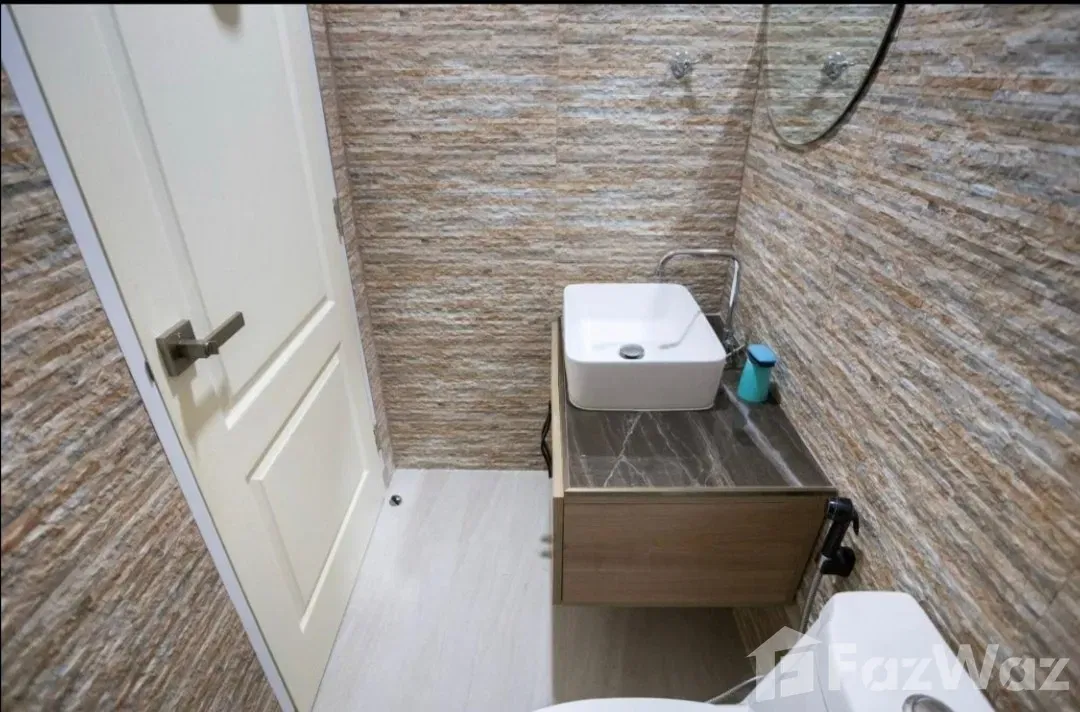 picture Discover Luxury in Khlong Toei: 3Br/3Ba Townhouse for Rent/Sale 161644 - 15/18