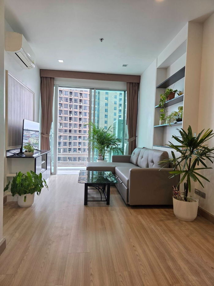 picture Condo for rent: skywalk residences((BTS Phra Khanong ))@livingbkk  - 3/12